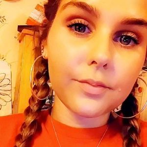 Meet your Posher, Sandy